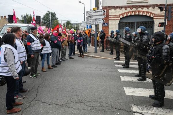 Mobilisation de ce samedi : cortèges encadrés, couvre-feux et 70 000 forces de l&rsquo;ordre